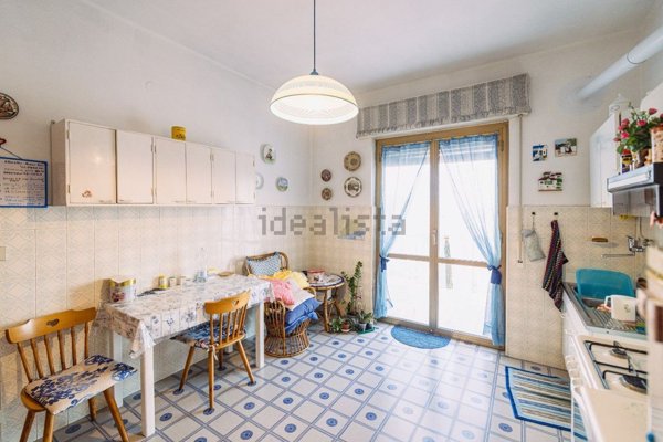 appartamento in vendita ad Imperia