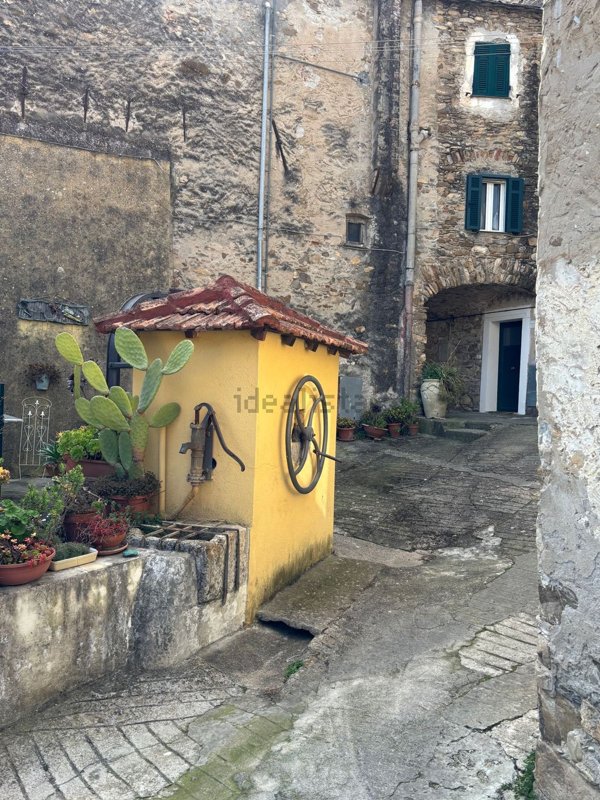 appartamento in vendita ad Imperia