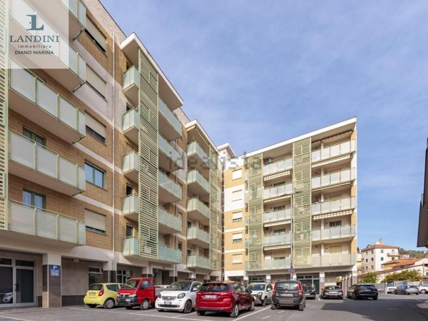 appartamento in vendita ad Imperia