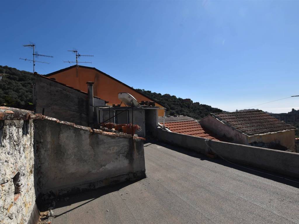 appartamento in vendita ad Imperia in zona Porto Maurizio