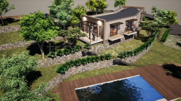 casa indipendente in vendita ad Imperia in zona Porto Maurizio