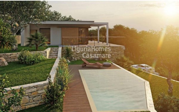 casa indipendente in vendita ad Imperia