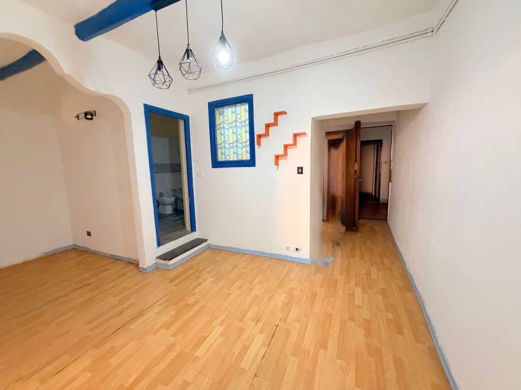 appartamento in vendita ad Imperia in zona Oneglia