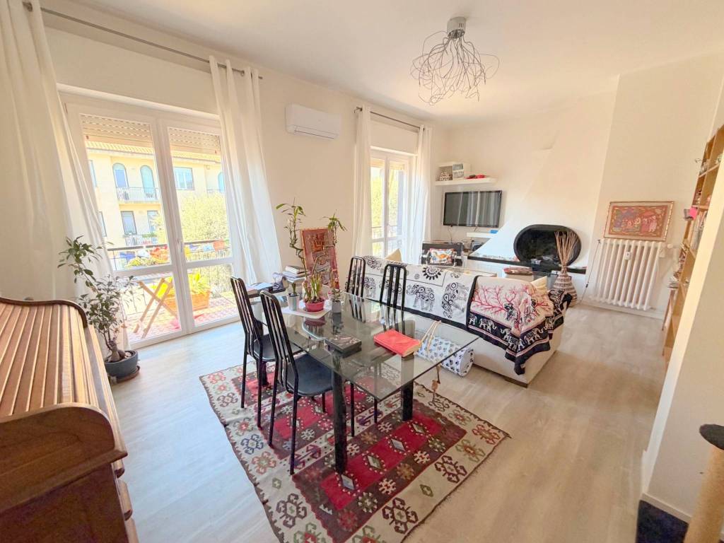 appartamento in vendita ad Imperia in zona Porto Maurizio