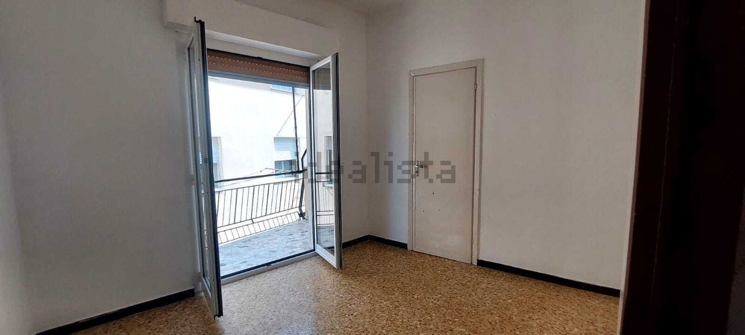 appartamento in vendita ad Imperia in zona Porto Maurizio