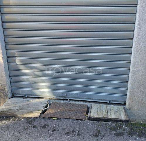 negozio in vendita ad Imperia in zona Oneglia