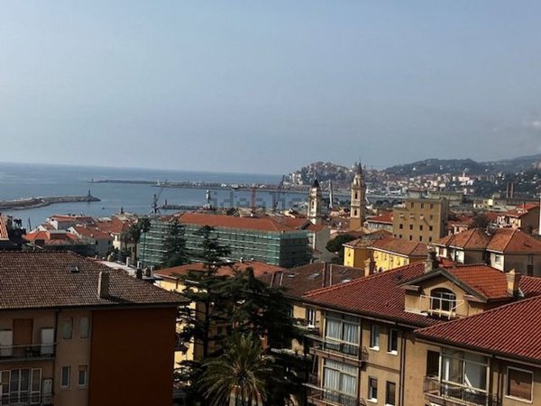 appartamento in vendita ad Imperia in zona Oneglia