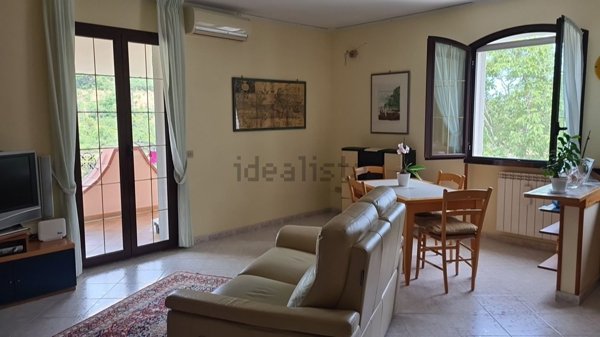 appartamento in vendita ad Imperia in zona Moltedo