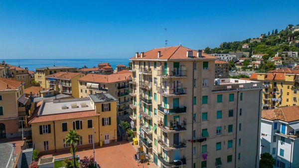 appartamento in vendita ad Imperia