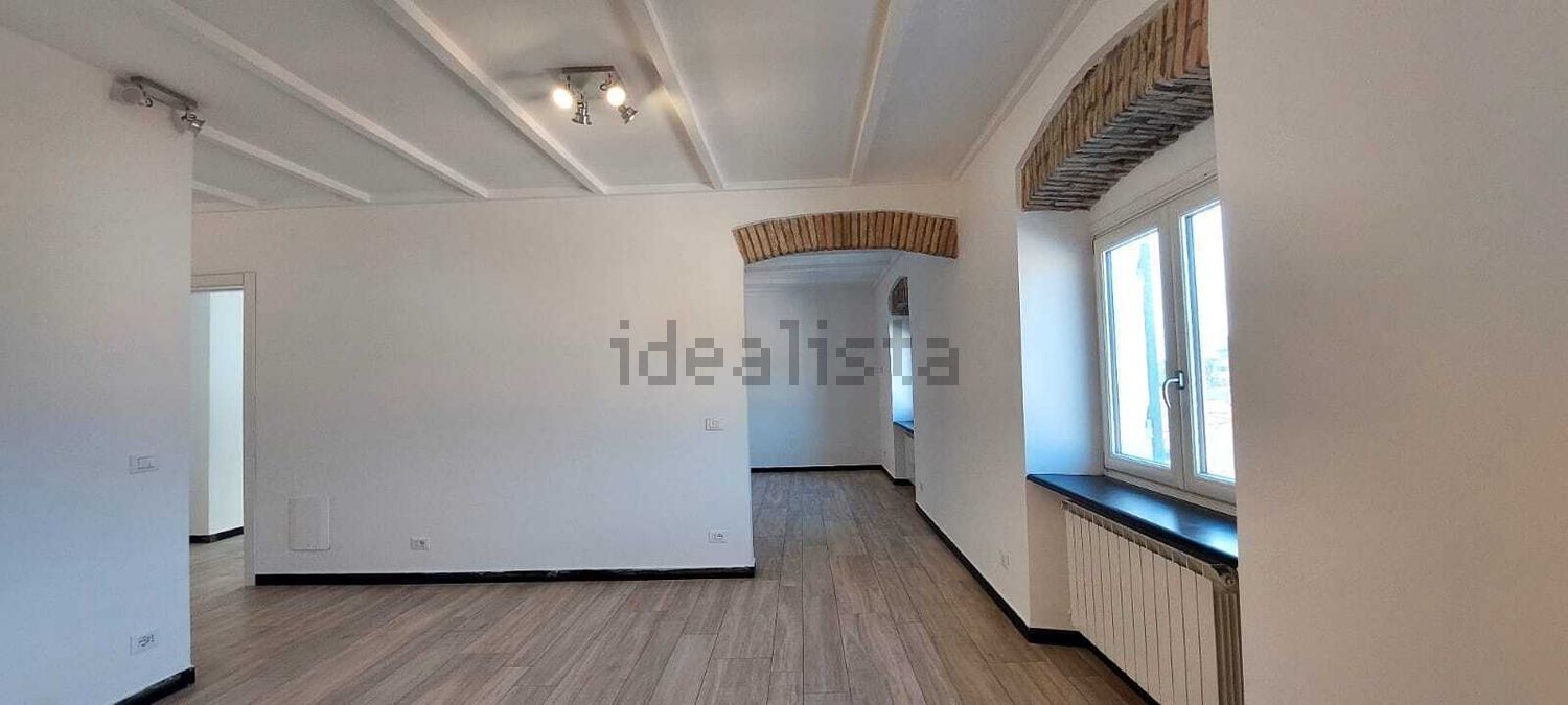 appartamento in vendita ad Imperia in zona Porto Maurizio