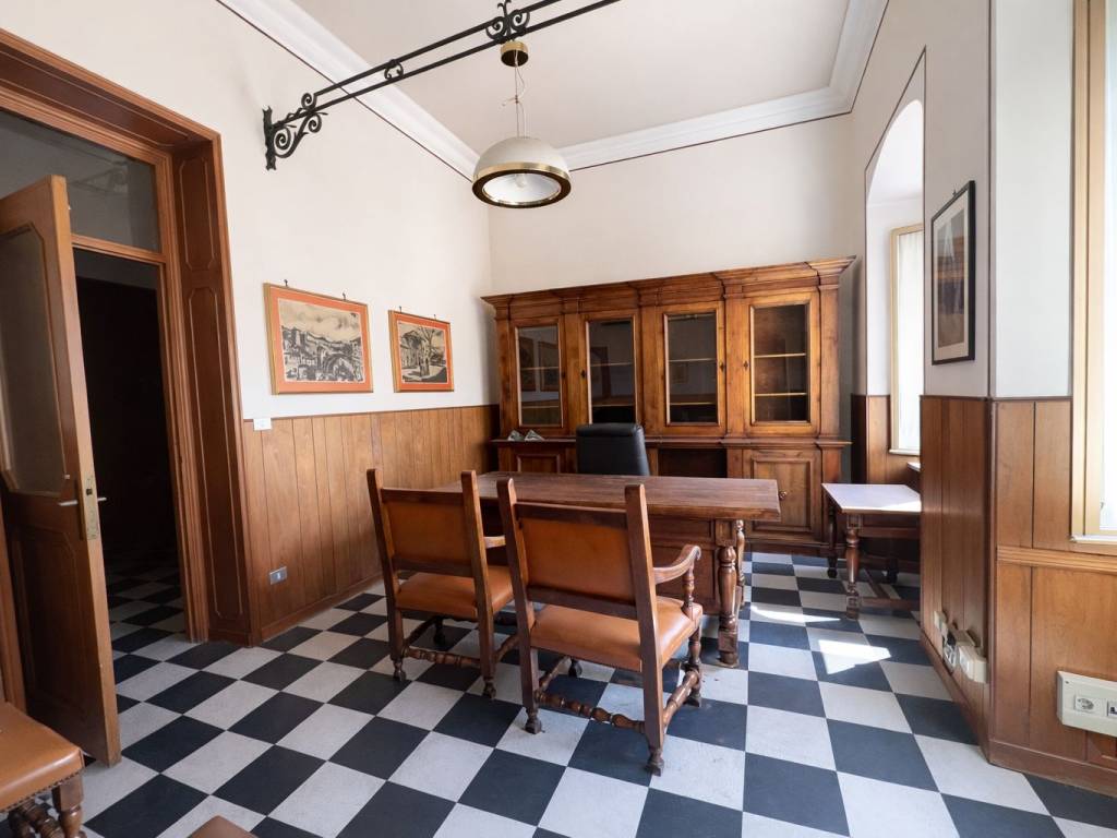 appartamento in vendita ad Imperia in zona Oneglia