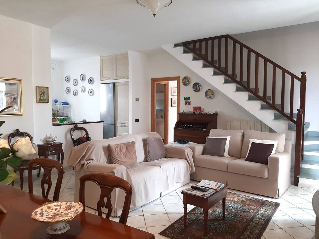 appartamento in vendita ad Imperia in zona Oneglia