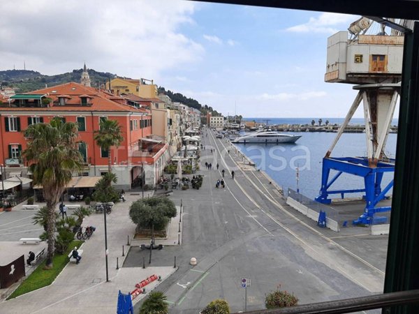 appartamento in vendita ad Imperia in zona Oneglia