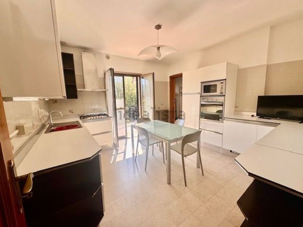 appartamento in vendita ad Imperia