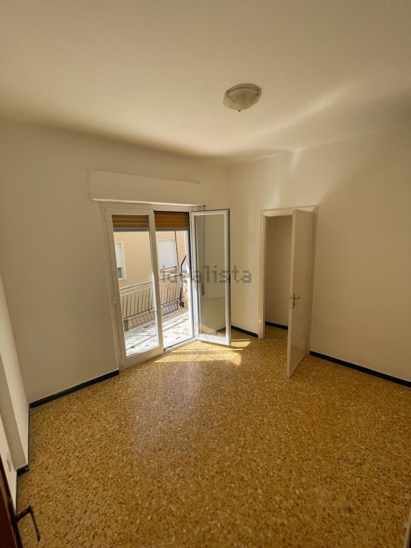 appartamento in vendita ad Imperia in zona Porto Maurizio