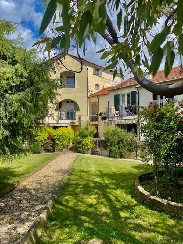 appartamento in vendita ad Imperia