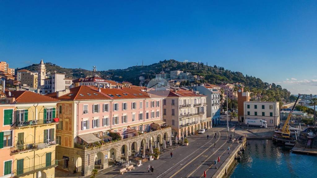appartamento in vendita ad Imperia in zona Oneglia