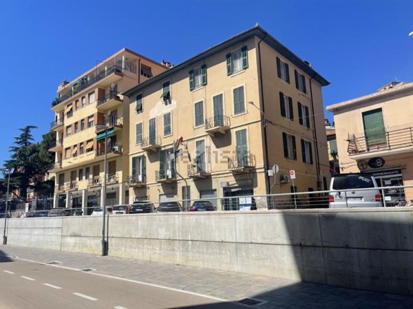 appartamento in vendita ad Imperia