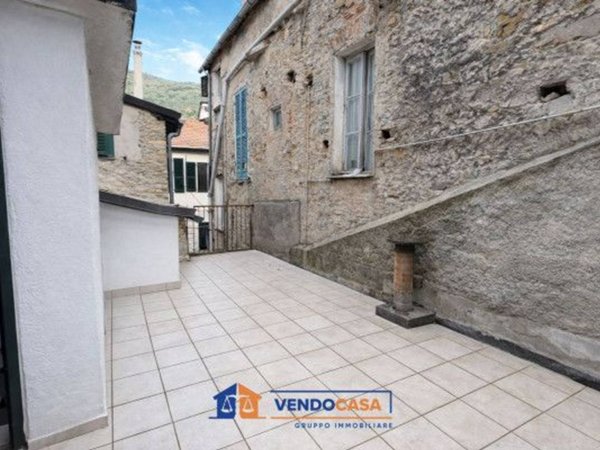 appartamento in vendita ad Imperia in zona Moltedo