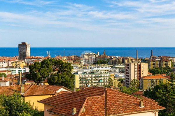 appartamento in vendita ad Imperia