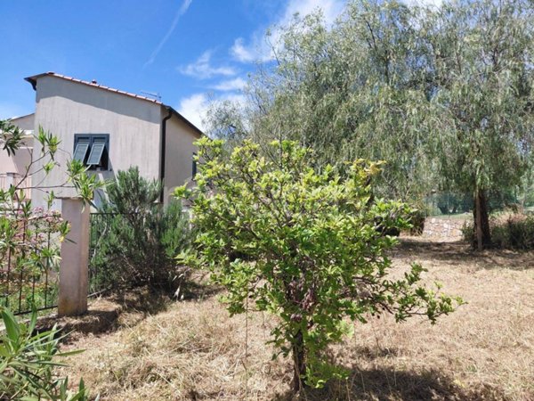 appartamento in vendita ad Imperia in zona Poggi