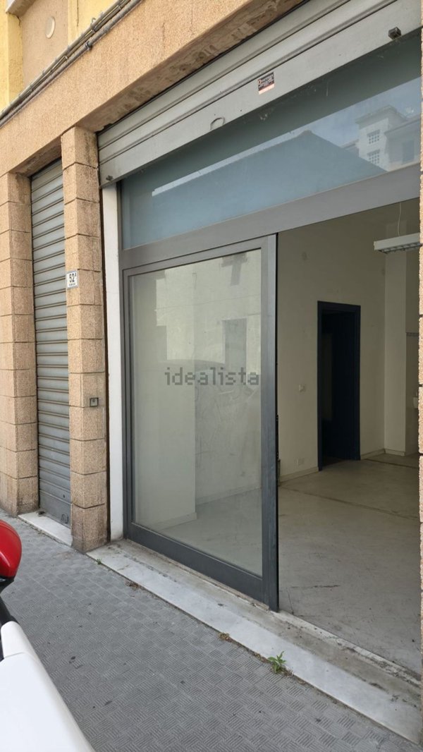 negozio in vendita ad Imperia in zona Oneglia