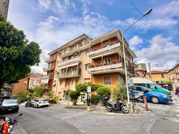 appartamento in vendita ad Imperia in zona Oneglia