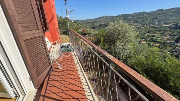appartamento in vendita ad Imperia