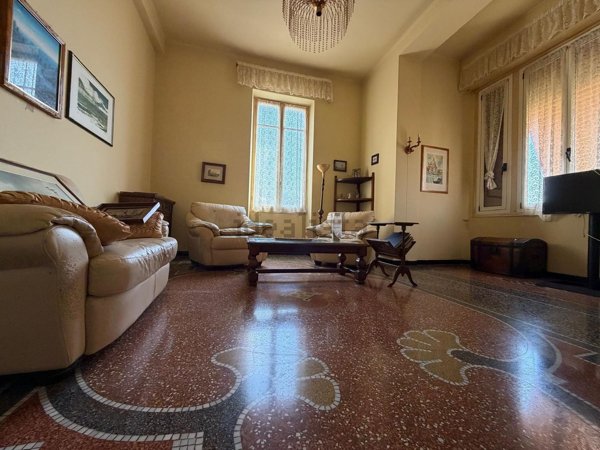 appartamento in vendita ad Imperia in zona Oneglia
