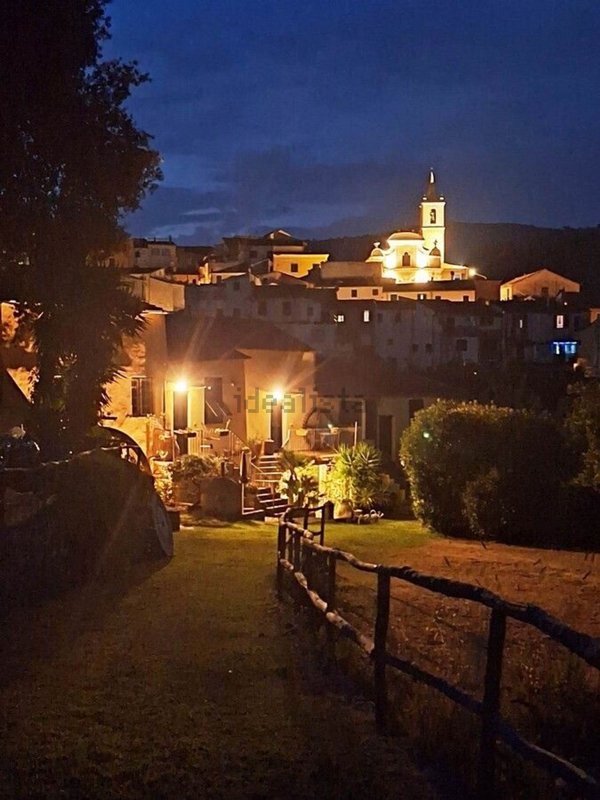 appartamento in vendita ad Imperia in zona Caramagna Ligure