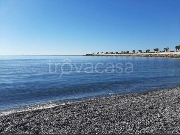 appartamento in vendita ad Imperia in zona Porto Maurizio