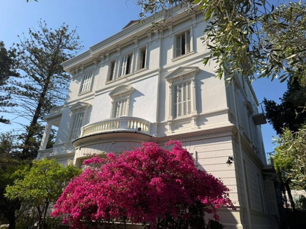 appartamento in vendita ad Imperia in zona Porto Maurizio