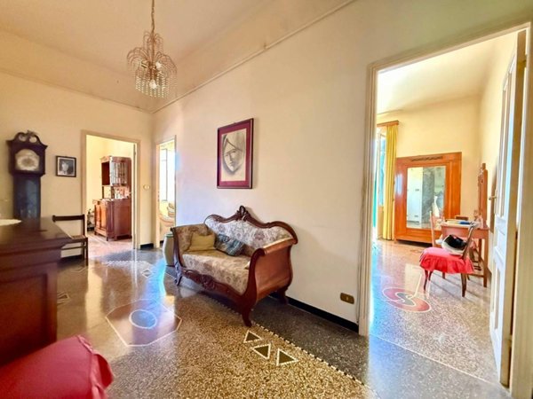 appartamento in vendita ad Imperia in zona Oneglia