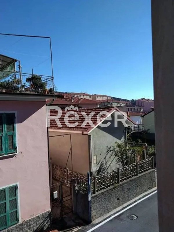 appartamento in vendita ad Imperia in zona Oneglia