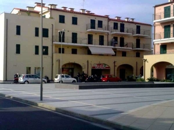 appartamento in vendita ad Imperia in zona Porto Maurizio