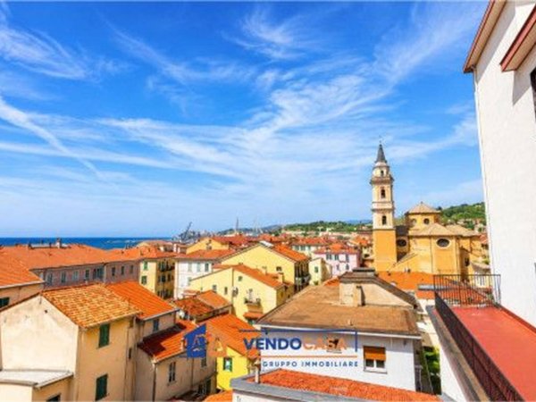 appartamento in vendita ad Imperia in zona Oneglia