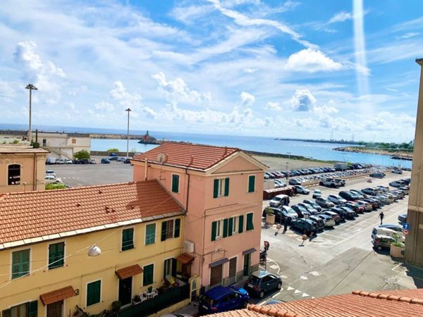 appartamento in vendita ad Imperia in zona Oneglia