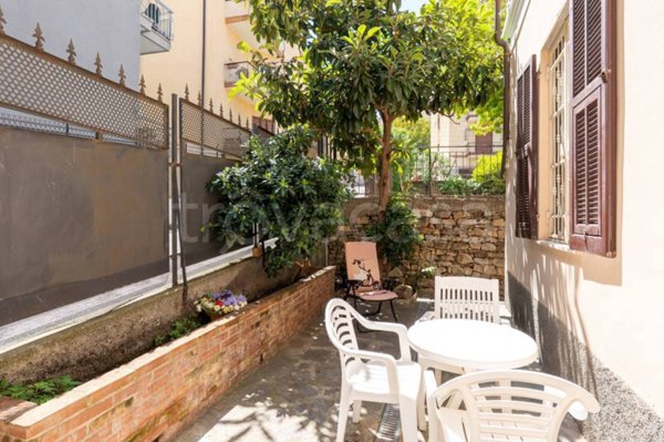 appartamento in vendita ad Imperia in zona Porto Maurizio