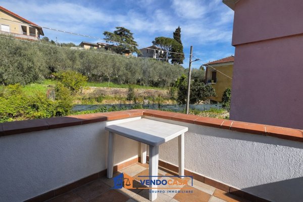 appartamento in vendita ad Imperia in zona Porto Maurizio