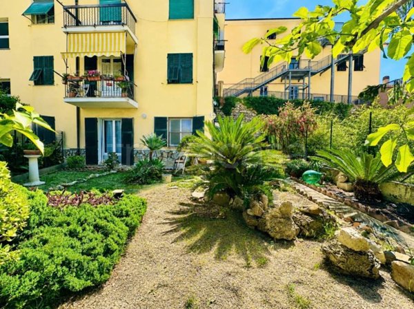 appartamento in vendita ad Imperia in zona Porto Maurizio