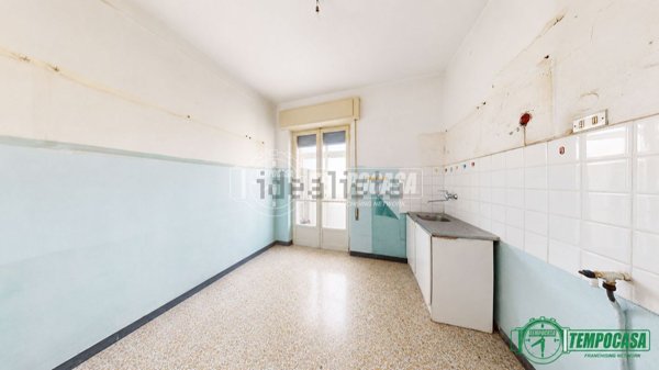 appartamento in vendita ad Imperia in zona Porto Maurizio
