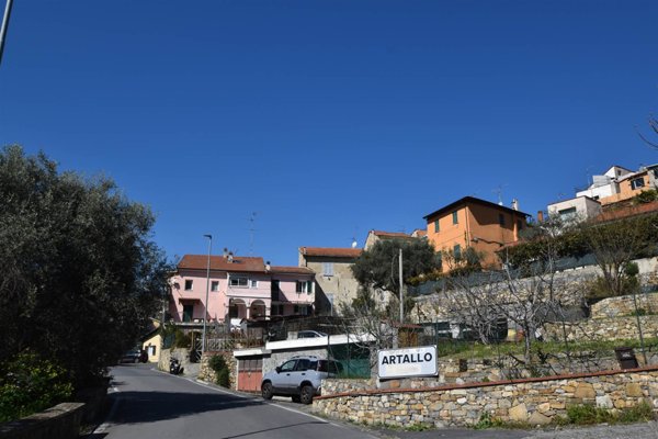 appartamento in vendita ad Imperia in zona Porto Maurizio