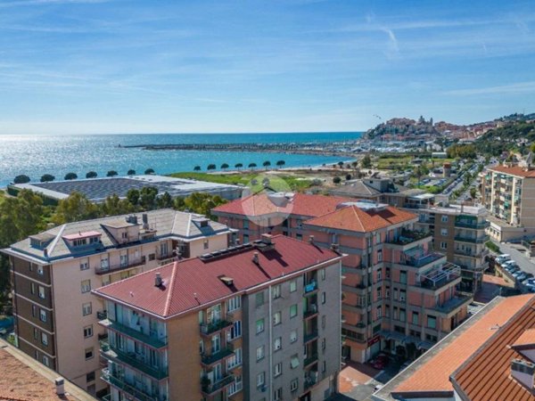 appartamento in vendita ad Imperia in zona Porto Maurizio
