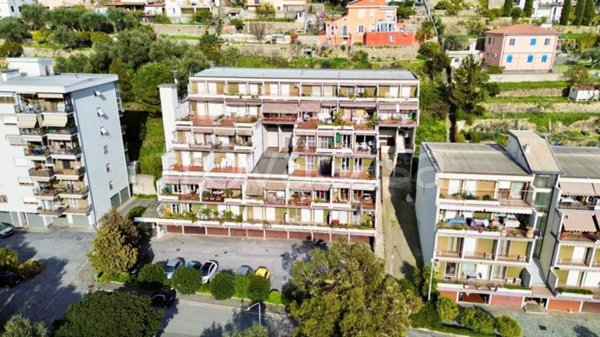 appartamento in vendita ad Imperia in zona Oneglia
