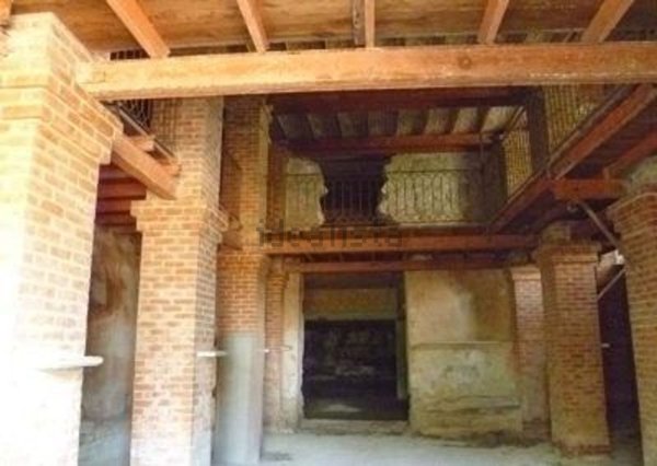 casale in vendita ad Imperia in zona Poggi