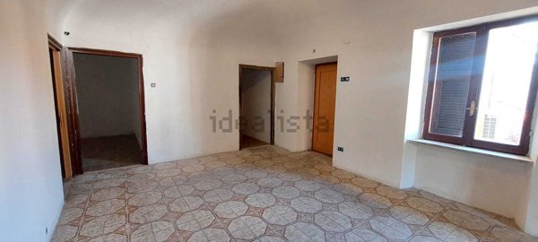 appartamento in vendita ad Imperia in zona Caramagna Ligure