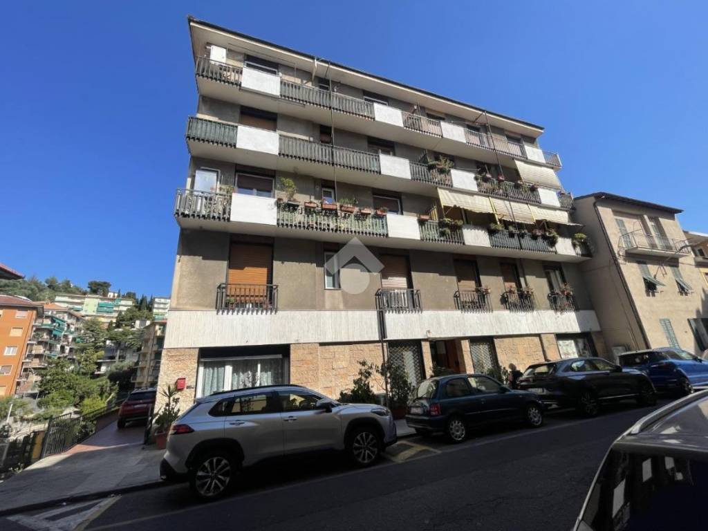 appartamento in vendita ad Imperia in zona Oneglia