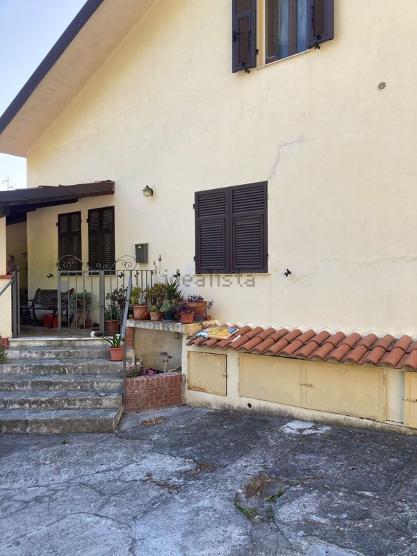 appartamento in vendita ad Imperia in zona Oneglia
