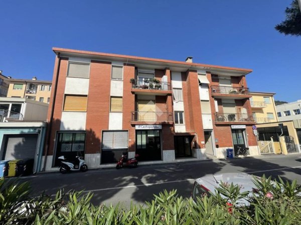 appartamento in vendita ad Imperia