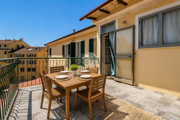 appartamento in vendita ad Imperia in zona Porto Maurizio